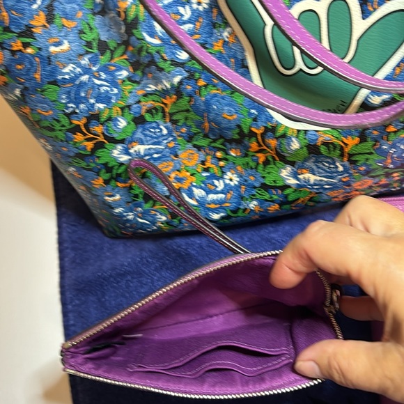 Authentic Coach Hang Loose LE 2017 reversible tote plus extras 4 pc - Picture 3 of 5